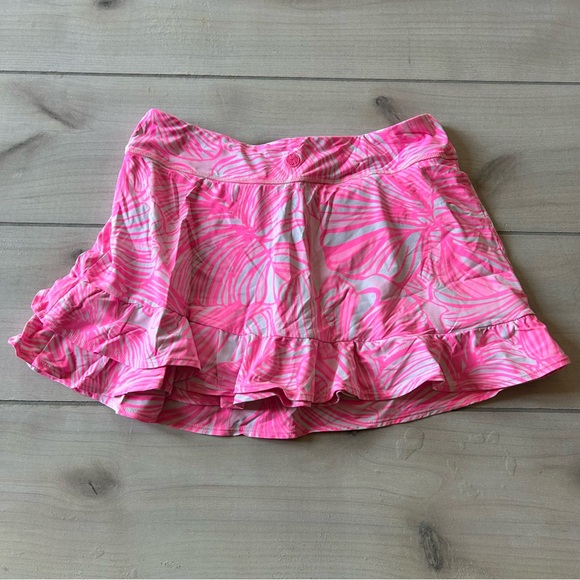 Lilly Pulitzer Pink Printed Ruffle Luxletic Skort - Picture 4 of 5